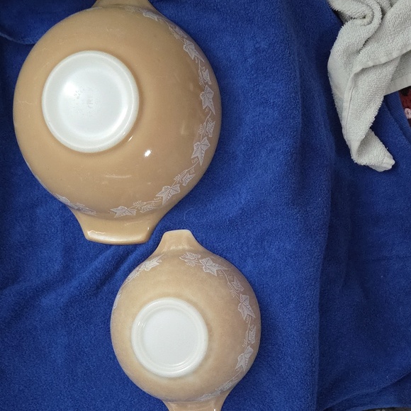 Pyrex Nesting Bowls - Picture 6 of 8